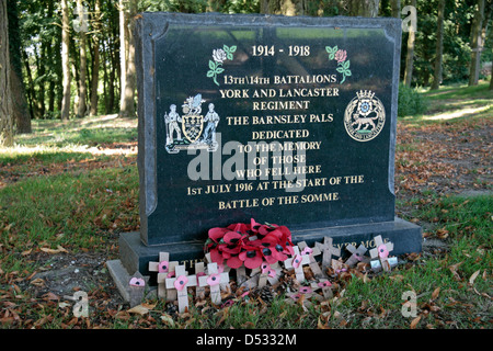 Il memorial dedicato al Barnsley Pals in Sheffield Memorial Park, Somme Picardia, Francia. Foto Stock