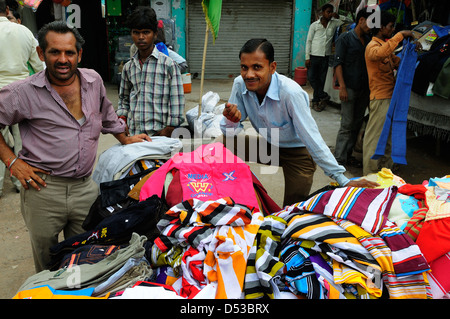 Mercato Sadha a Chandni Chowk nella vecchia Delhi. Foto Stock