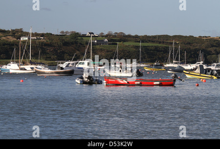 Barche ormeggiate a Baltimore County Cork in Irlanda Foto Stock