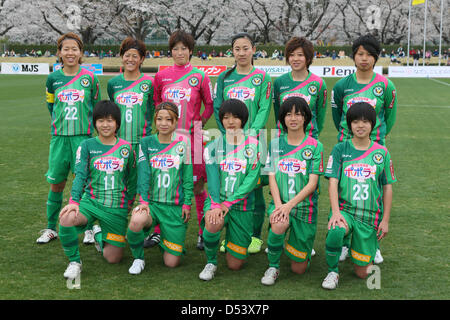 NTV Beleza gruppo team line-up, 23 marzo 2013 - Calcio /Soccer : Plenus Nadeshiko League 2013 tra NTV Beleza 2-0 FC Kibikokusaidaigaku Charme a Ajinomoto Stadium West Campo, Tokyo, Giappone. (Foto di YUTAKA/AFLO SPORT) [1040] Foto Stock