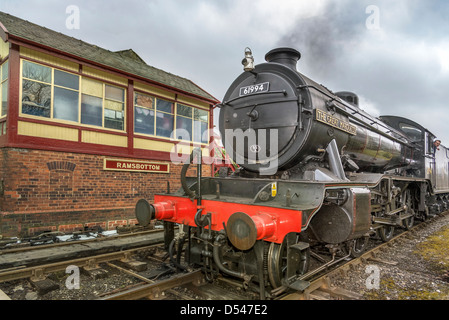 Ramsbottom Est della stazione ferroviaria di Lancashire. ELR. Il grande Marchese motore. Foto Stock