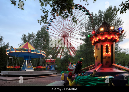 Berlino, Germania, il temporaneo wiedereroeffnete Spree Park in Berlin-Plänterwald Foto Stock