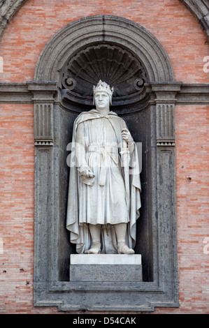 Il Palazzo Reale di Carlo I di Napoli, Napoli, Italia Foto Stock