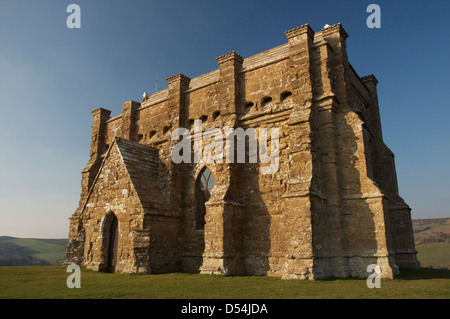 St Catherines cappella sulla sommità della collina del Chapel, catturare gli ultimi raggi del sole serale, a Abbotsbury nel Dorset. Inghilterra rurale, Regno Unito. Foto Stock