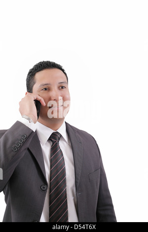 Young Business uomo felice parlando cellulare, isolati su sfondo bianco Foto Stock