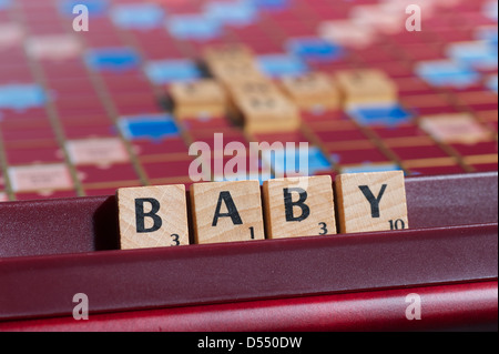 Amburgo, Germania, Scrabble lettere formano la parola BABY Foto Stock