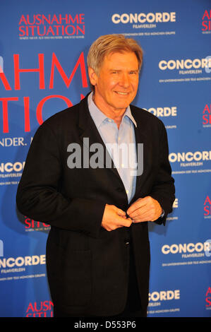 Harrison Ford al photocall di " Misure straordinarie' nell'Hotel Ritz Carlton di Berlino il 2 marzo nel 2010. Foto Stock