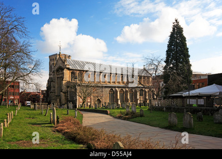 Una veduta della chiesa di Santo Stefano in città cemtre di Norwich, Norfolk, Inghilterra, Regno Unito. Foto Stock