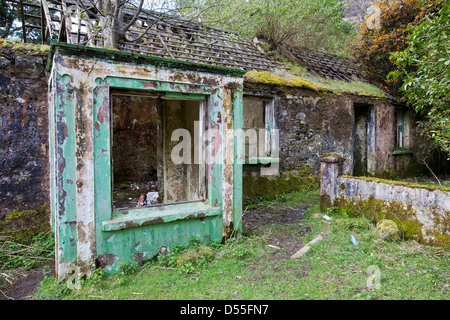 Costruzioni abbandonate nel gap di Dunloe, nella contea di Kerry, Irlanda Foto Stock