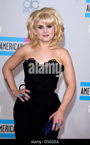 Media britannici personalità Kelly Osbourne arriva per la trentottesima annuale degli American Music Awards a Los Angeles, California, USA, 21 novembre 2010. Foto: Hubert Boesl Foto Stock