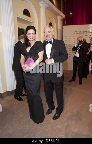 Elisabeth Lanz, Gerry Hungbauer a 63. Hamburger Presseball presso l'Hotel Kempinski Atlantik. Amburgo, Germania - 21.01.2012 Foto Stock