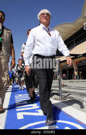 Formula Uno boss Bernie Ecclestone a margine del Gran Premio del Bahrain a Sakhir race track, Bahrein, 14 marzo 2010. Foto: Jens Buettner Foto Stock