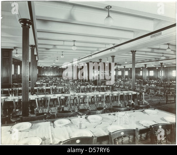 [Terza classe salone da pranzo, Lusitania] Foto Stock