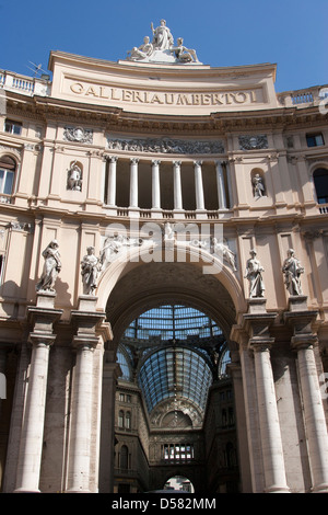 Galleria Umberto I di Napoli Foto Stock