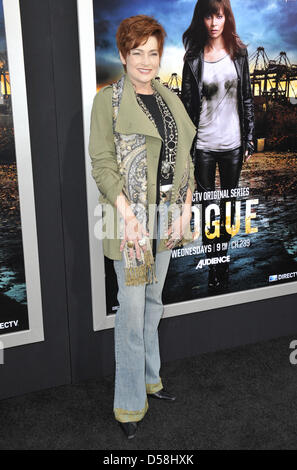 Hollywood, California, USA. Il 26 marzo 2013. Marzo 26, 2013 - Los Angeles, California, Stati Uniti - Carolyn Hennesy frequentando il Los Angeles Premiere di ''Rogue'" tenutasi presso la Arclight Glossari Affini cupola in Hollywood, la California il 26 marzo 2013. 2012(Immagine di credito: credito: D. lunga/Globe foto/ZUMAPRESS.com/Alamy Live News) Foto Stock