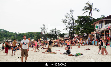 La mattina dopo tutta la notte Full Moon Party a Koh Phangan di Thailandia, 2011. Foto Stock