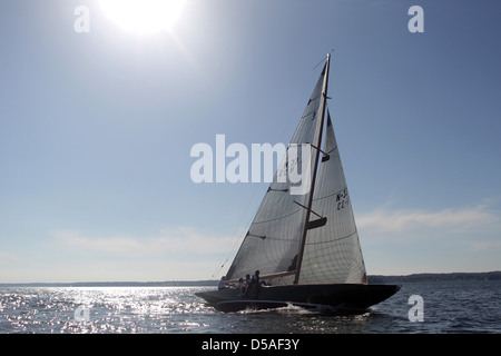 Glücksburg, Germania, Re Harald V di Norvegia durante la regata a vela del Baltico Rolex Settimana Foto Stock