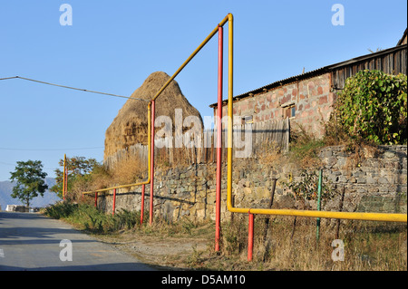 Street nel villaggio di Haghbat, Armenia Foto Stock