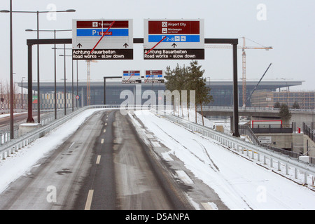 Selchow, Germania, il nuovo accesso all'aeroporto di Schoenefeld Foto Stock