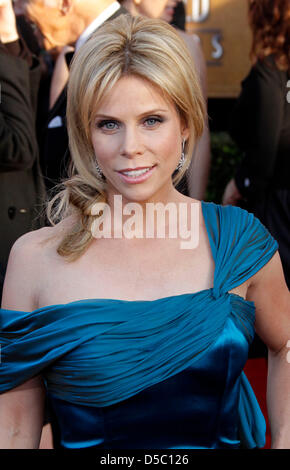 Noi attrice Cheryl Hines assiste il xvi schermo annuale Actor's Guild (SAG) Awards presso lo Shrine Auditorium di Los Angeles, California, USA, 23 gennaio 2010. La cooperativa di attori di schermo onora l'eccellenza in cinque film e otto prime time televisione categorie. Foto: Hubert Boesl Foto Stock