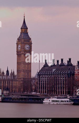 La torre di Elizabeth più comunemente noto come Big Ben di Londra, Inghilterra Foto Stock