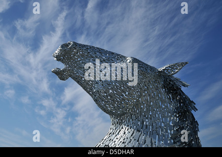 Dettaglio di un Andy Scott manquette di kelpie a Falkirk Wheel, Scozia centrale Foto Stock