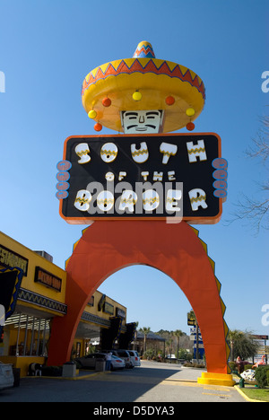 A sud del cartello di confine a Dillon, Carolina del Sud. STATI UNITI Foto Stock