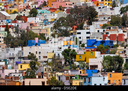 Vista aerea di case colorate di Guanajuato, Messico Foto Stock