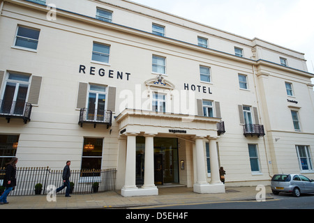 Facciata del Regent Hotel The Parade Leamington Spa Warwickshire, Regno Unito Foto Stock