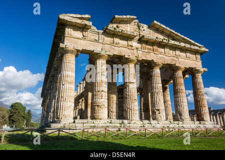 Greco-romane i templi di Paestum, Campania, Italia. Foto Stock