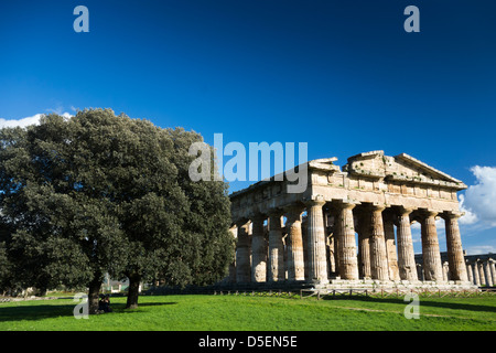 Greco-romane i templi di Paestum, Campania, Italia. Foto Stock