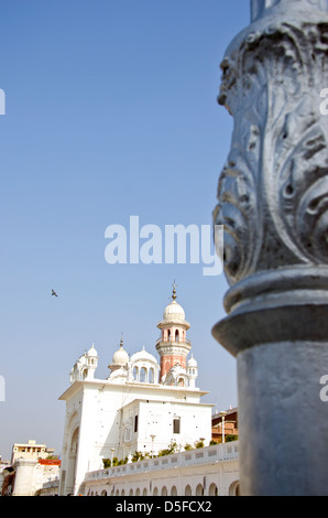 La religione sikh tempio d'oro di Amritsar frammento complessa, Punjab, India Foto Stock