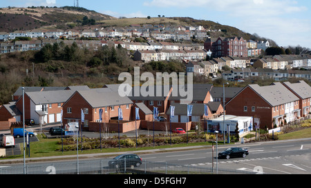 Case Bellway sito showhome shared equity nuovo alloggiamento sotto sviluppo Kenfig Hill a Swansea South Wales UK Foto Stock