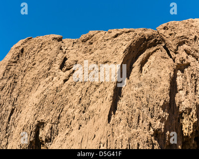 Grotta di mare conosciuto localmente come Grouttes de Messalit, vicino a Tata, sud Anti Atlante del Marocco Foto Stock