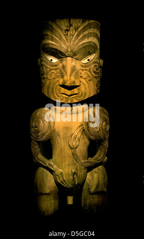 Maori immagine post 1870 Nuova Zelanda la scultura in legno Baia di Planty Foto Stock