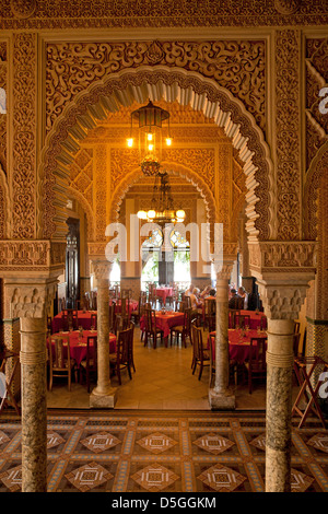 Moorish Palacio de Valle o Valle's Palace in Punta Gorda, Bahía de Cienfuegos, Cienfuegos, Cuba, Caraibi Foto Stock