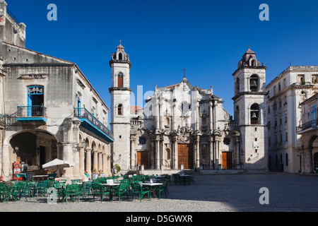 Cuba, La Habana, La Habana Vieja, Plaza de la Catedral, Catedral de San Cristobal de la Habana Foto Stock