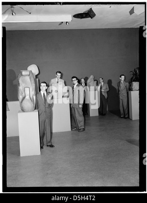 [Ritratto di Ralph Burns, Neal Hefti, George Handy, Edwin A. Finckel, Johnny Richards, e Eddie Sauter, Museum of Modern Art, New York, N.Y., ca. Marzo 1947] (LOC) Foto Stock