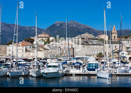 Francia, Corsica, Le Nebbio, St-Florent, vista della porta Foto Stock