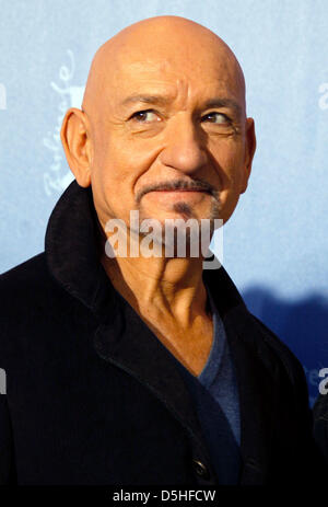 Attore britannico Sir Ben Kingsley assiste la conferenza stampa sul film shutter Island' durante la sessantesima edizione del Festival del Cinema di Berlino, Berlinale, alla Berlinale Palast di Berlino, Germania, 13 febbraio 2010. Foto: Hubert Boesl Foto Stock