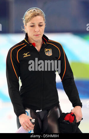 Anni Friesinger-Postma di Germania reagisce dopo la donna 1000 m di pattinaggio di velocità presso il Richmond Olympic Oval durante il Vancouver 2010 Giochi Olimpici, Vancouver, Canada, 18 febbraio 2010. +++(c) dpa - Bildfunk+++ Foto Stock