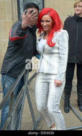 Londra, Regno Unito. Il 3 aprile 2013. Jodie Marsh lascia dopo che compaiono su questa mattina a ITV Studios di Londra il 3 aprile 2013. JOHNNY ARMSTEAD / Alamy Live News Foto Stock