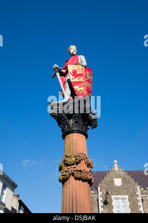 Statua di Llewellyn il grande a Conwy, Galles del Nord, Regno Unito Llewlyn il grande, Llywelyn ap Iorwerth, principe, principe di Gwynedd, wa Foto Stock