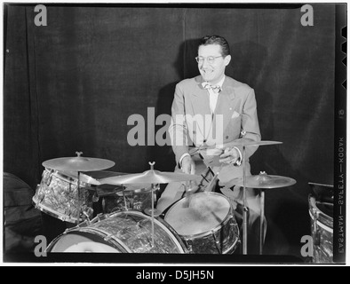 [Ritratto di Ray McKinley, Hotel Commodore, New York, N.Y., ca. Apr. 1946] (LOC) Foto Stock