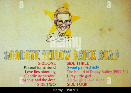 Candela al vento di Elton John sull'Addio mattone giallo album su strada Foto Stock
