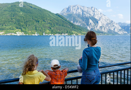 Traunsee Estate Lago e famiglia (Gmunden (Austria). Foto Stock