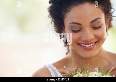 Ritratto di sposa con bouquet Foto Stock