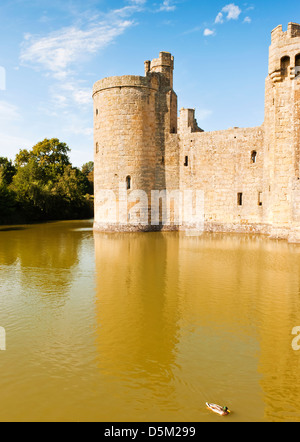 Il Castello di Bodiam in East Sussex, England, Regno Unito Foto Stock