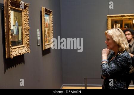 Ministro olandese dell'istruzione, della cultura e delle scienze: Jet Bussemaker in apertura del Rijksmuseum di Amsterdam Foto Stock