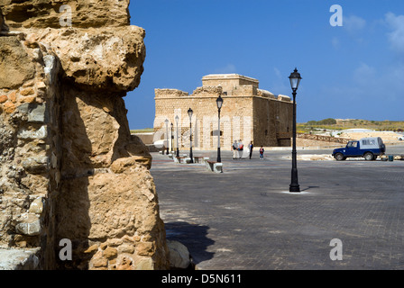 Castello medievale oltre al porto, Paphos, Cipro. Foto Stock